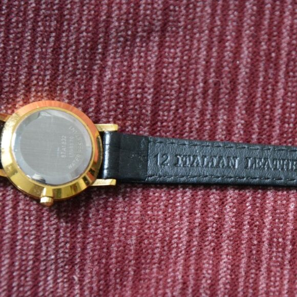 Vintage Movado Women’s Museum Classic Blue Dial Watch with Leather Strap - Picture 4 of 7